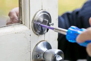 Golden Locksmith Services Overland Park, KS 913-364-2659 Golden Locksmith Services Overland Park, KS 913-364-2659 - 5-Change-Locks