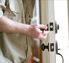 Golden Locksmith Services Overland Park, KS 913-364-2659 Golden Locksmith Services Overland Park, KS 913-364-2659 - 6-Lock-Change