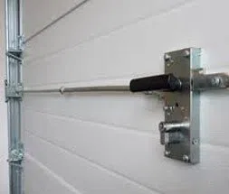 Golden Locksmith Services Overland Park, KS 913-364-2659 Golden Locksmith Services Overland Park, KS 913-364-2659 - 9-Garage-Door-Locks